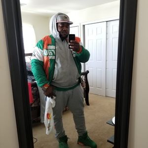 Meet your Posher, Trini